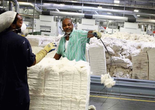 中國紡織業(yè)轉(zhuǎn)型升級(jí) 從“世界工廠”到“產(chǎn)業(yè)鏈上游”的進(jìn)軍